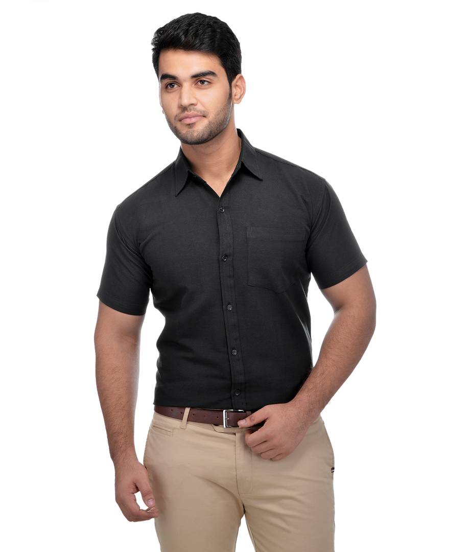 Black Cotton Solid Regular Fit Formal Shirt