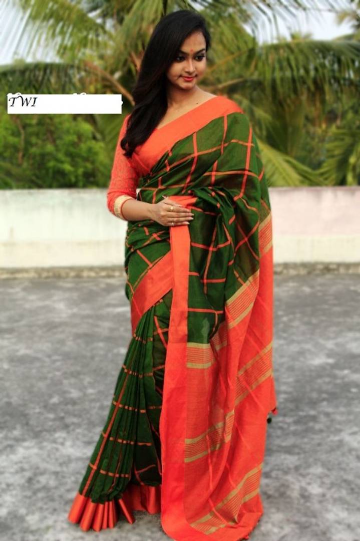 Attractive Handloom cotton Silk Checked Saree With Blouse Piece