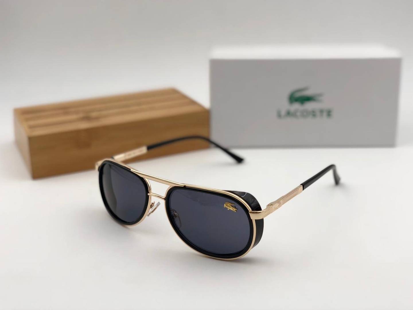 Fancy Black Polycarbonate Lens To Gold Frame Branded For Men's & Women's 7A Quality With Box Packing Sunglasses