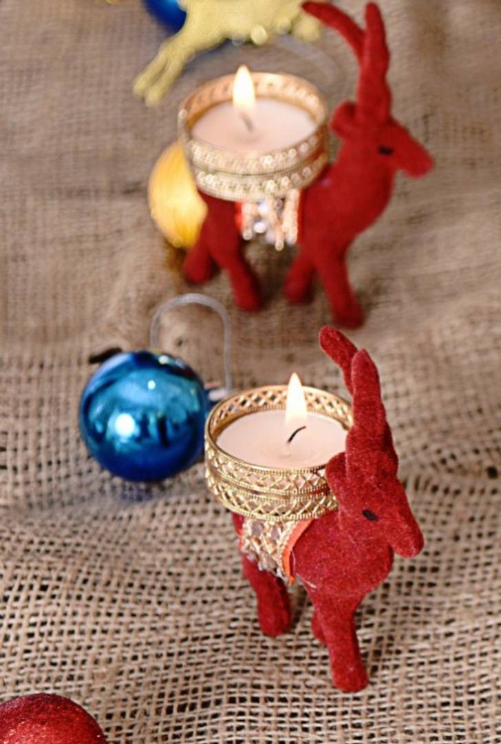 Unique Wood And Brass Party Decoration Diyas With Stand