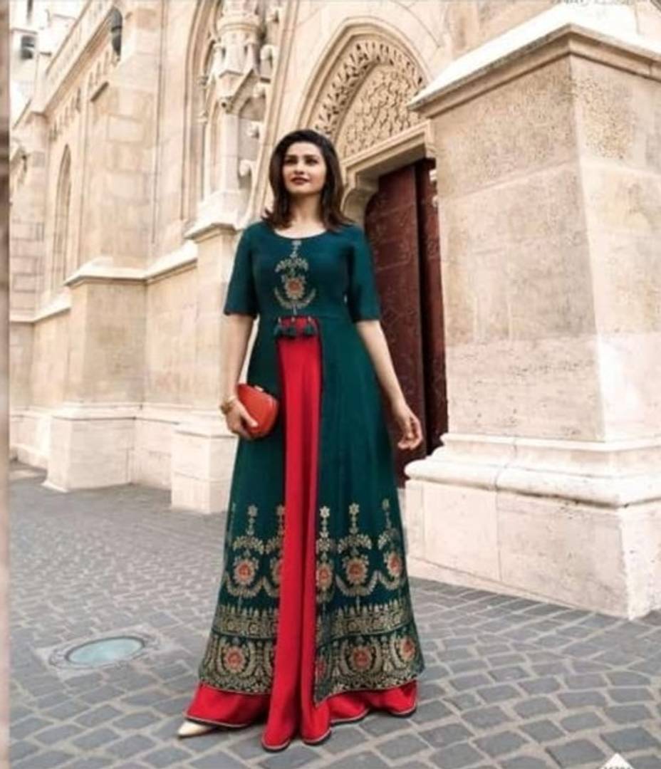 Latest 50 Double Layered Kurti Designs For Women (2023) - Tips and Beauty |  Pakistani dress design, Party wear indian dresses, Indian designer outfits