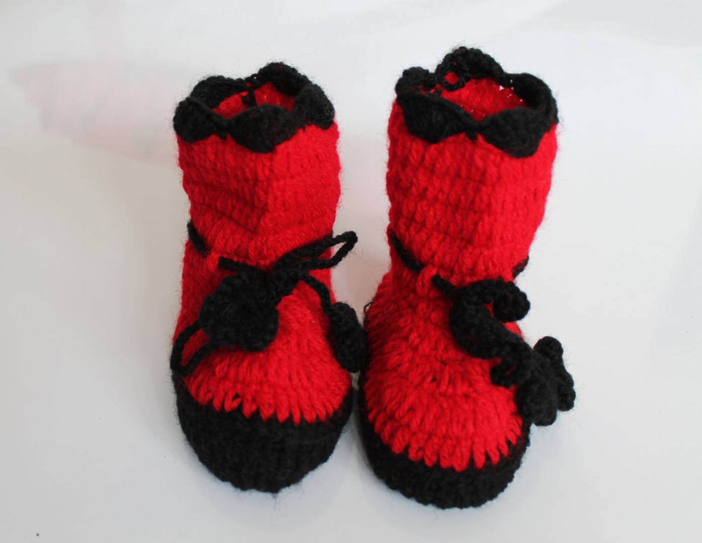Woolen Soft Sole Red Booties For Kids