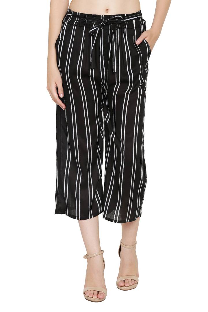 Stylish Rayon Black Striped Capri For Women