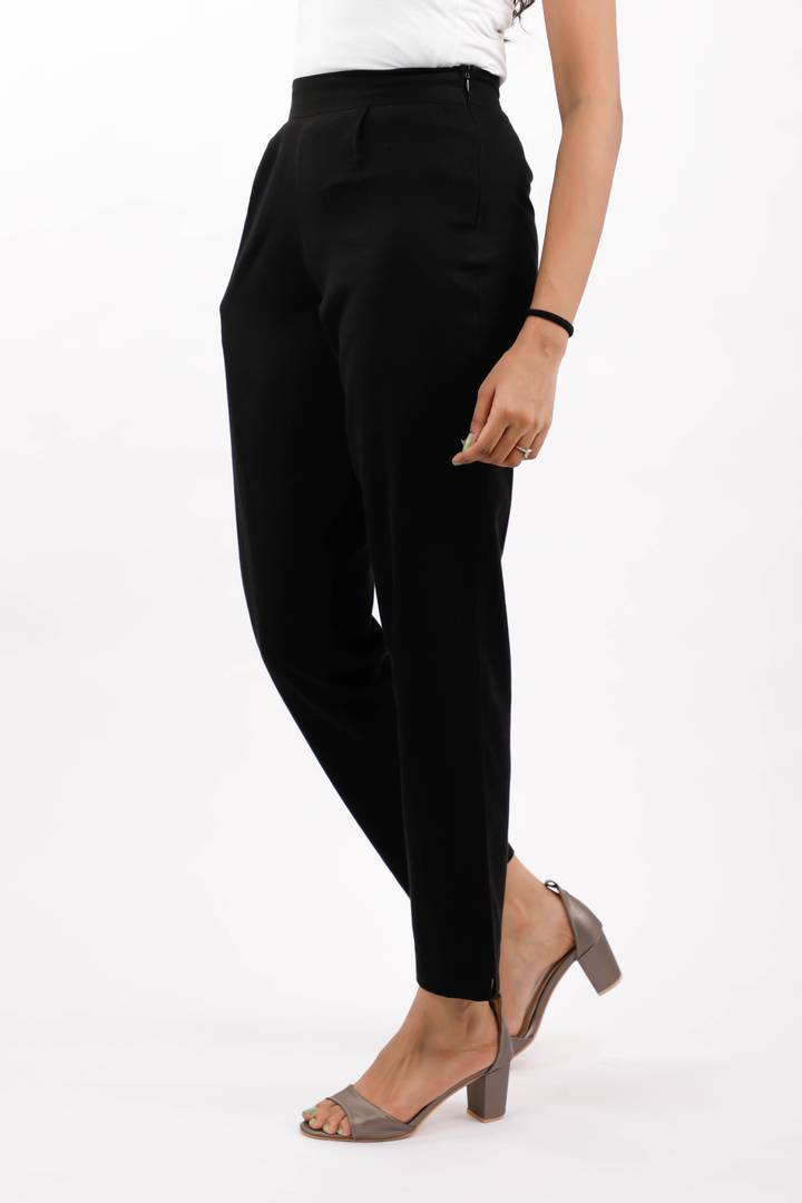 Women's Cotton Solid Straight Pant