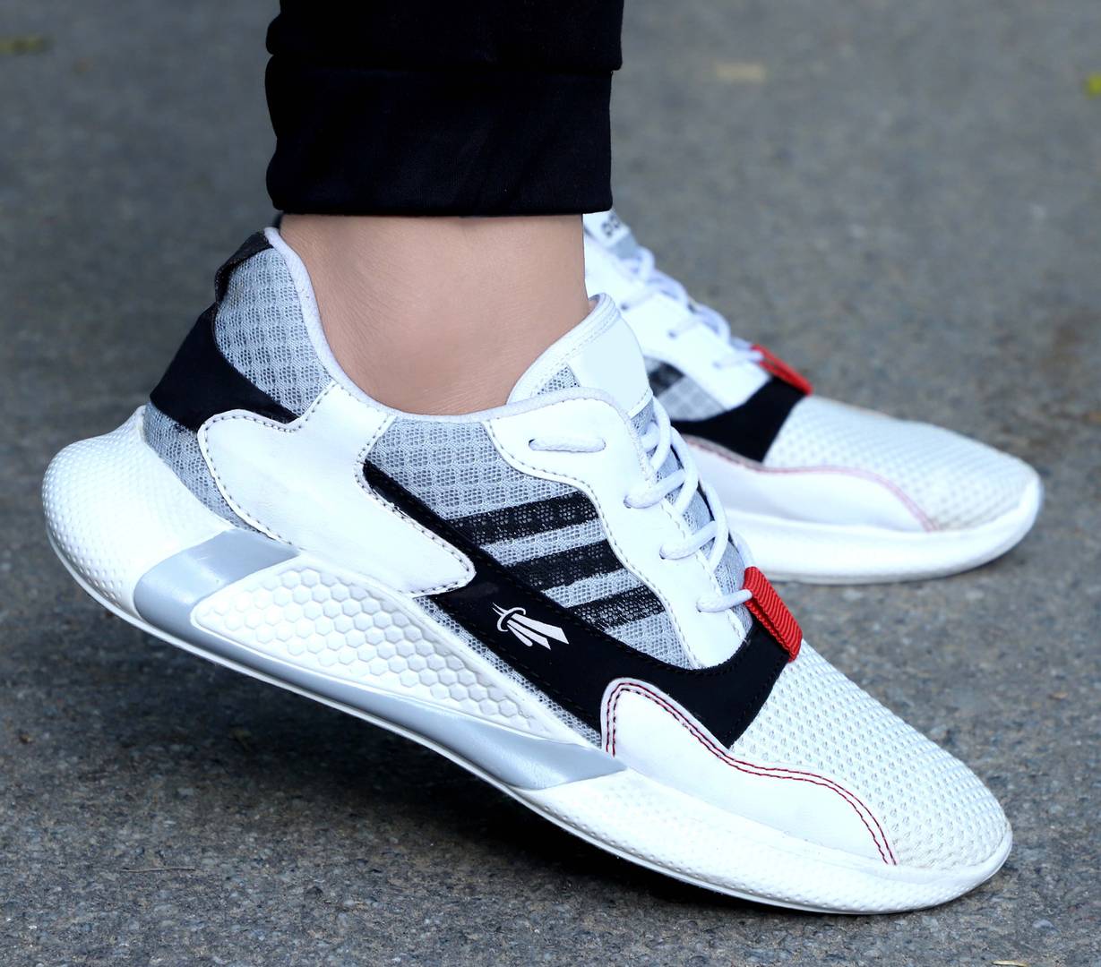 Men's Stylish and Trendy Multicoloured Self Design Mesh Casual Sports Shoes