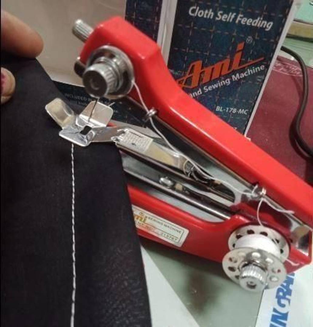 Mini Hand Red Sewing Machine Stapler Model Manual Sewing Machine