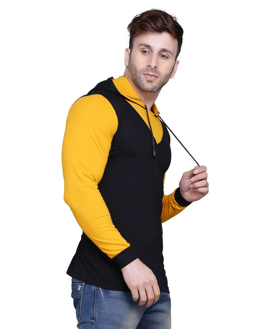 Stylish Cotton Blend Black Solid Hooded T-shirt For Men