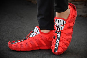 Stylish Red Mesh Self Design Sports Shoes For Men