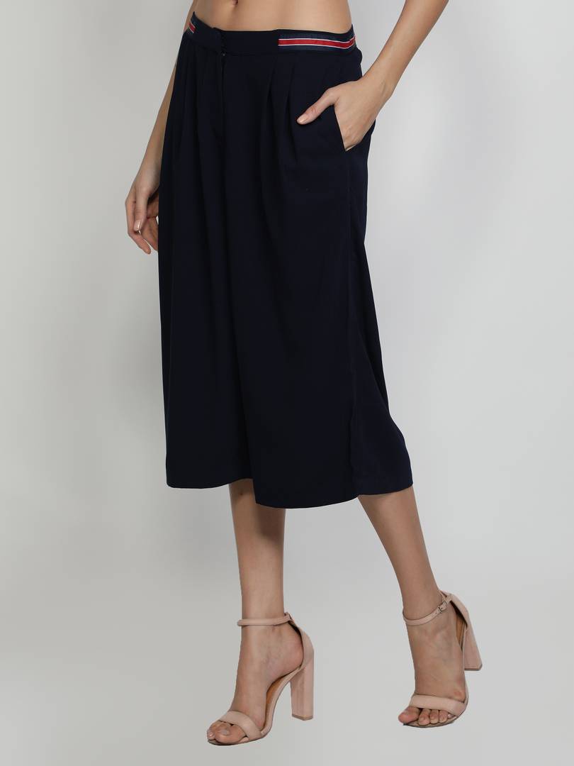Stylish Polyester Navy Blue Solid Mid-Calf Length Culottes For Women